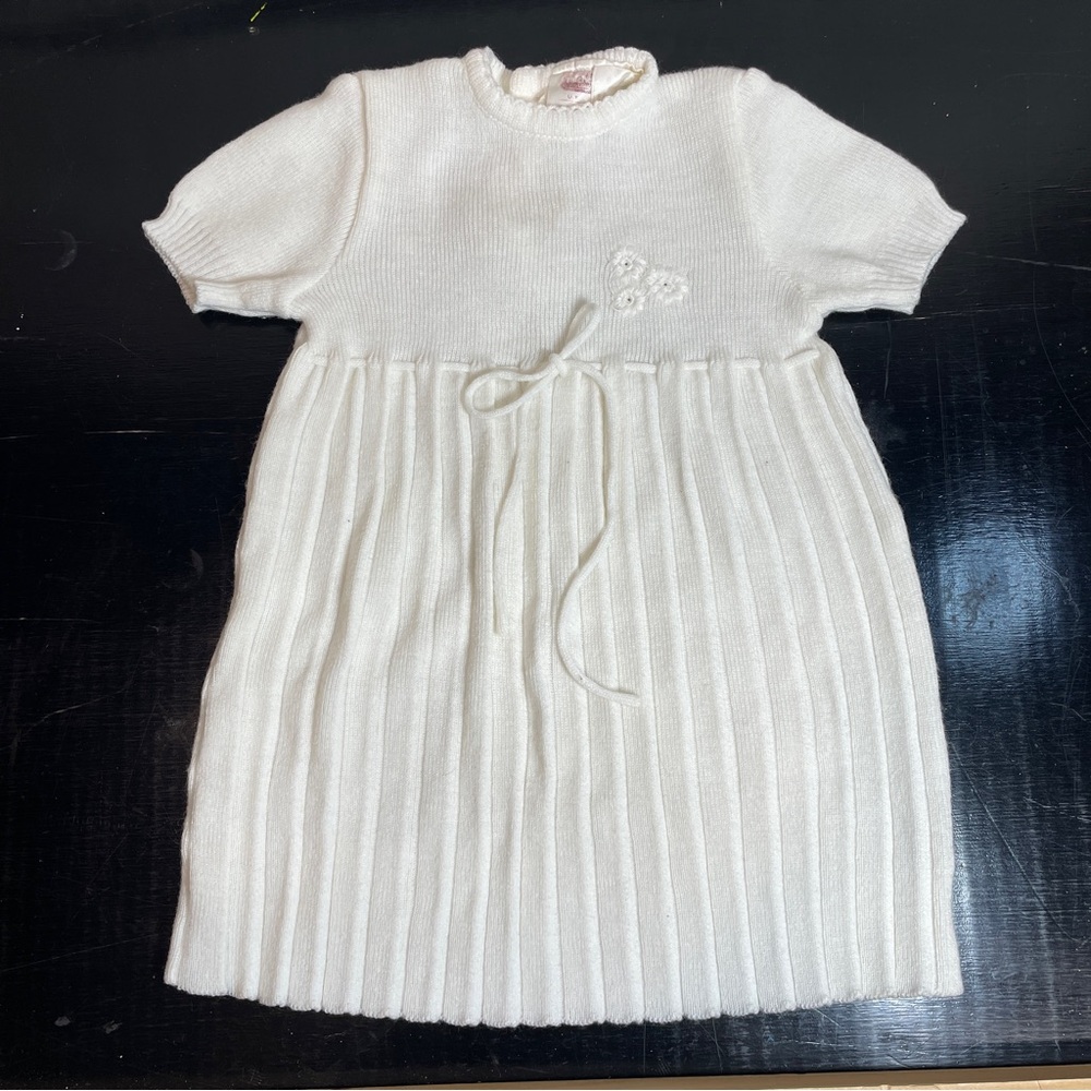 Vintage Michael De Leon‎ Ivory Sweater Pleated Dress size 2-3 Years